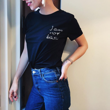 Load image into Gallery viewer, El Yazılı Logo Tişört - Siyah